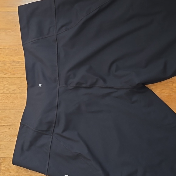XERSION WOMEN'S BLACK PLUS SIZE HIGH-RISE FITTED ATHLETIC CAPRI PANTS SIZE 4X - Picture 2 of 16